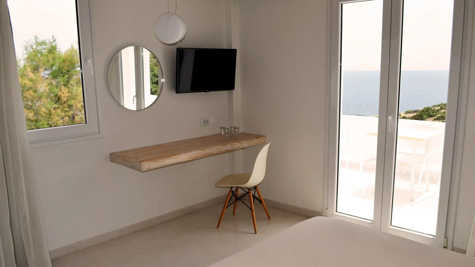 Classic Quadruple Room with Balcony