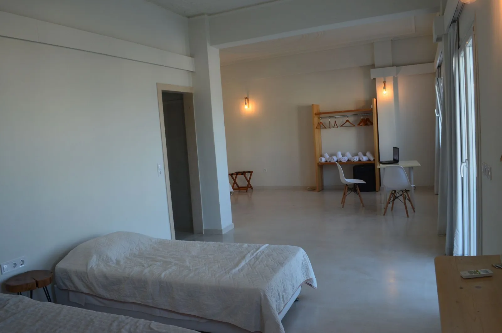 Queen Suite with outdoor Hot Tub &amp; Pnoramic direct Sea View