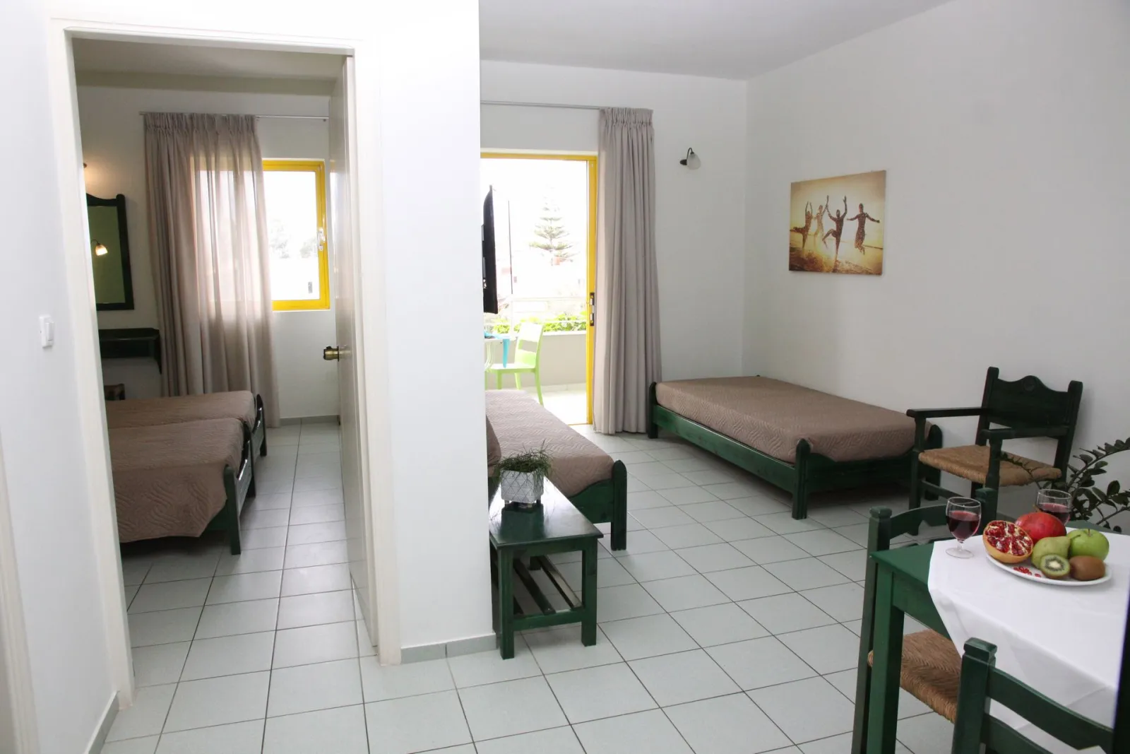 One Bedroom Apartment