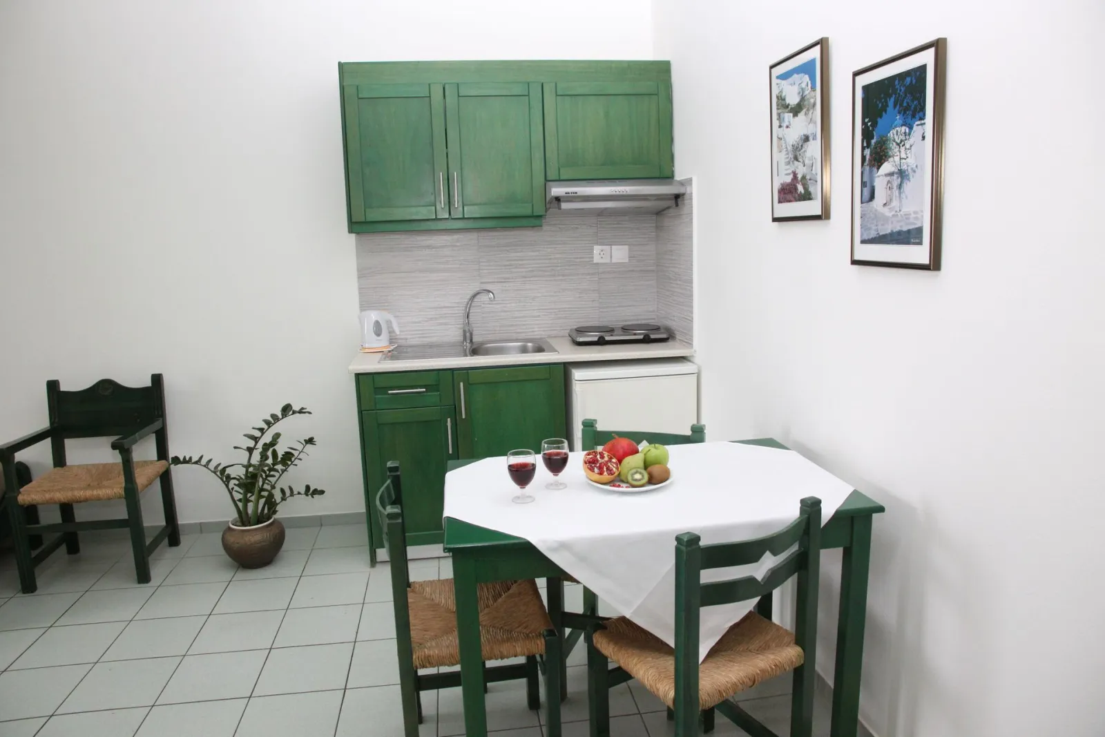 One Bedroom Apartment