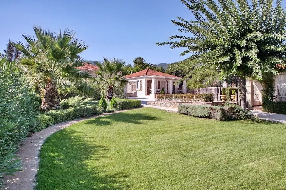 Villa with Private Jacuzzi