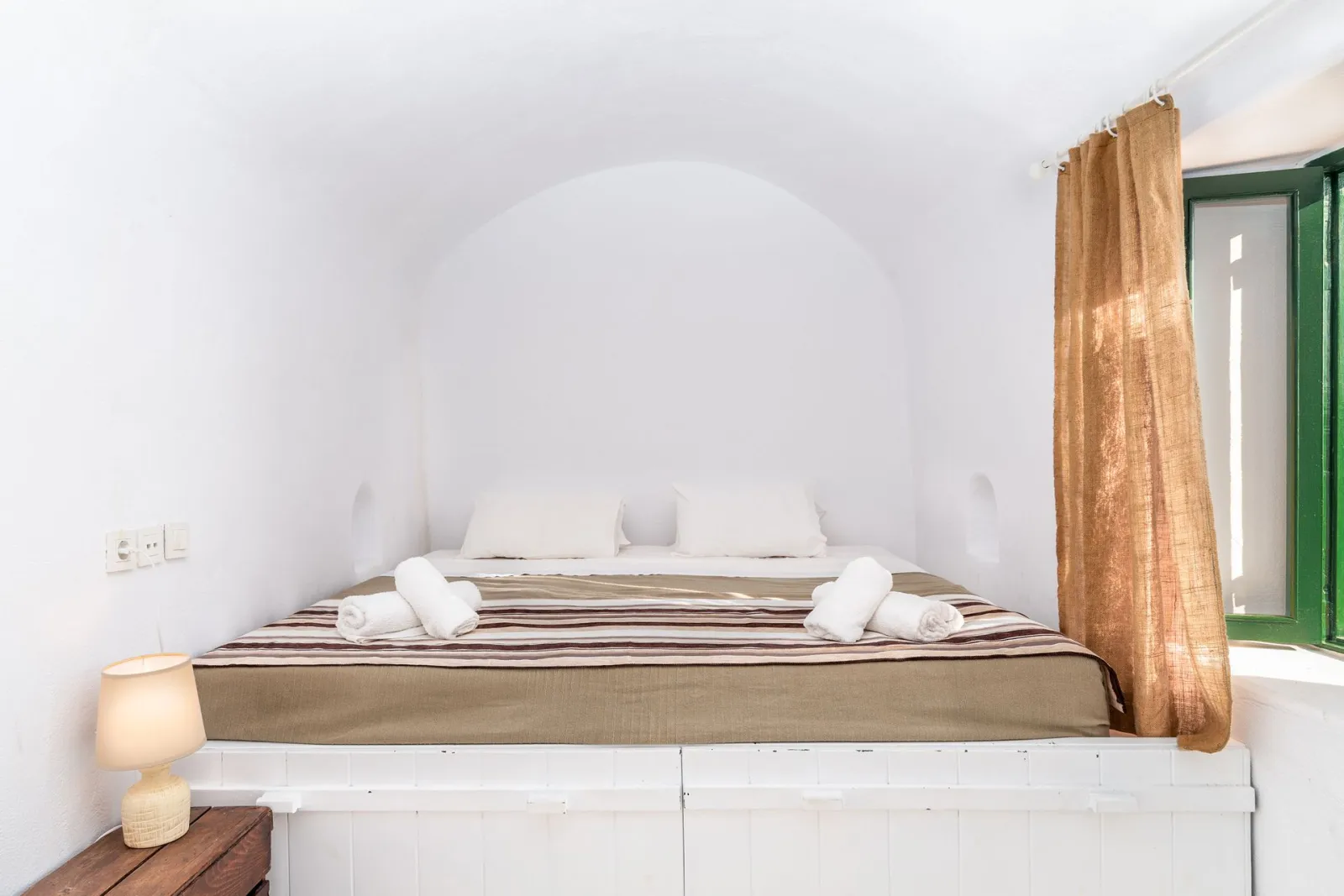 Atlantis Tholos Apartment