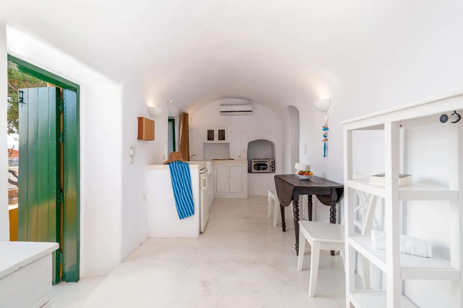 Atlantis Tholos Apartment