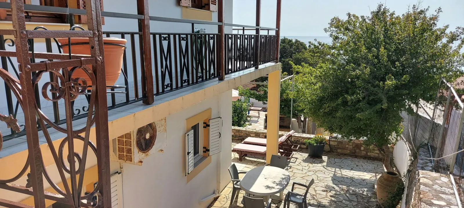 Apartment No8