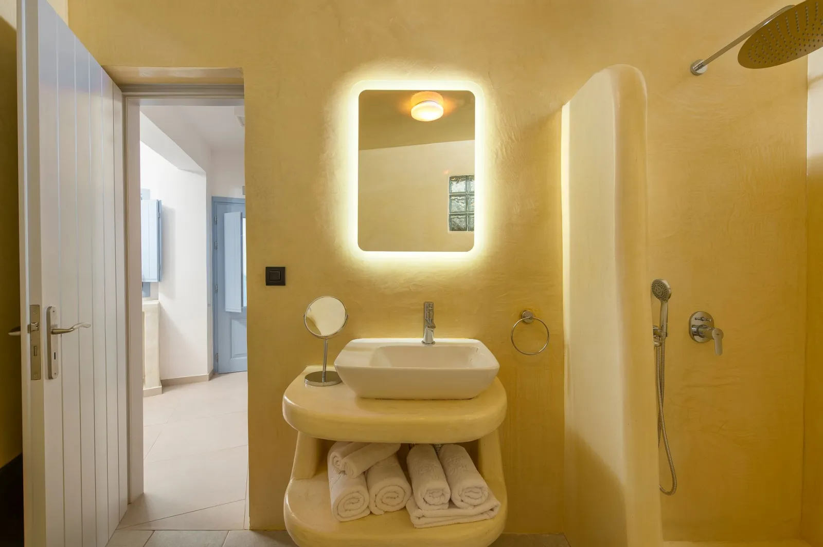Triple Suite | Outdoor Jacuzzi