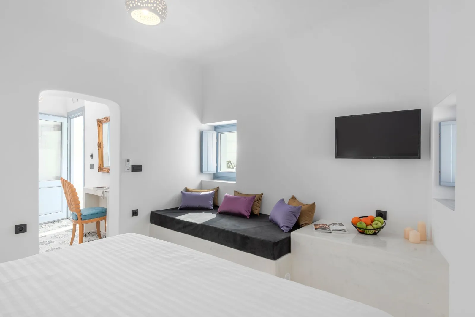 Elegant Suite | Outdoor Jacuzzi