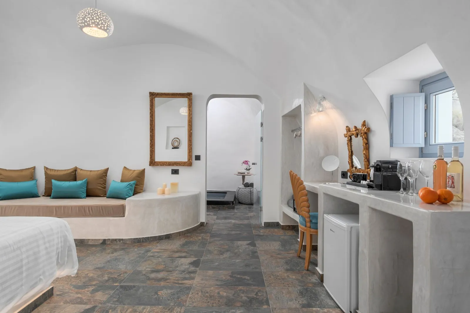 Deluxe Suite | Outdoor Jacuzzi