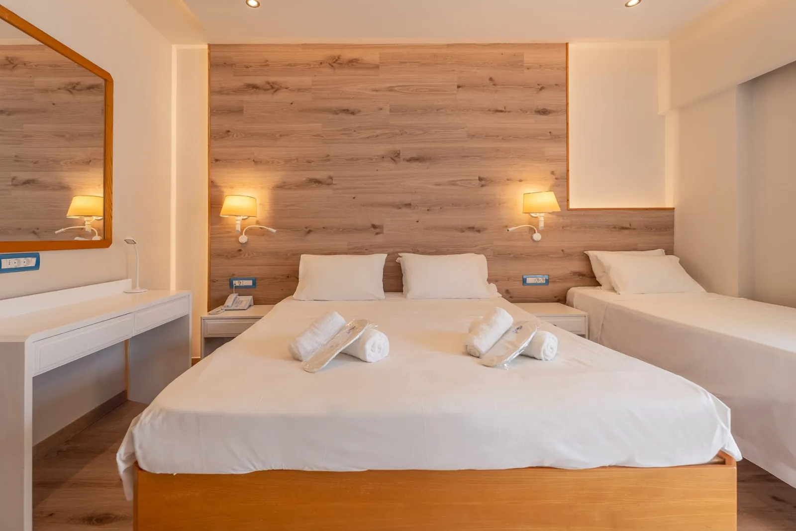 One Bedroom Triple Family Room