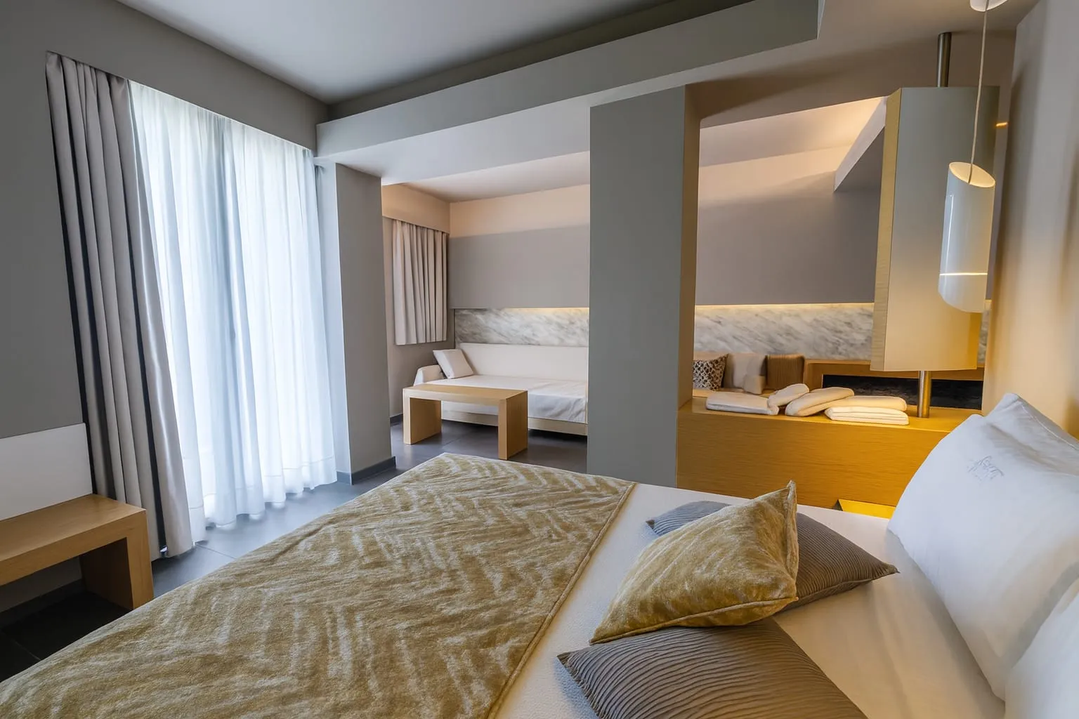 Deluxe Sea View Upper Floor