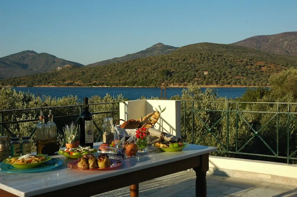Three bed room with kitchen 2nd floor-big balcony(Yera house)