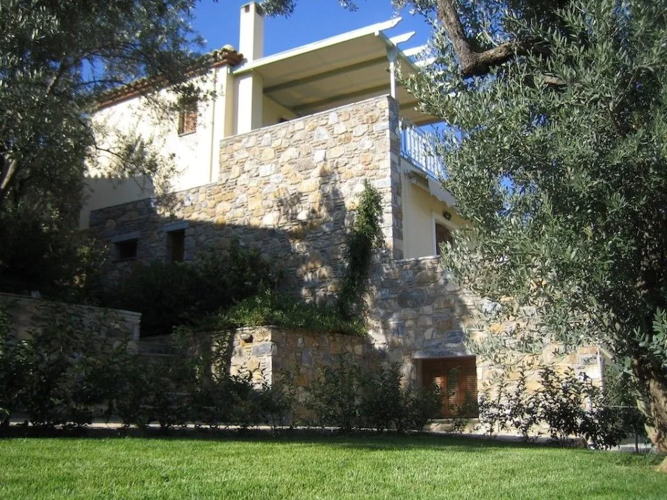 Efcharis &amp; Arion houses