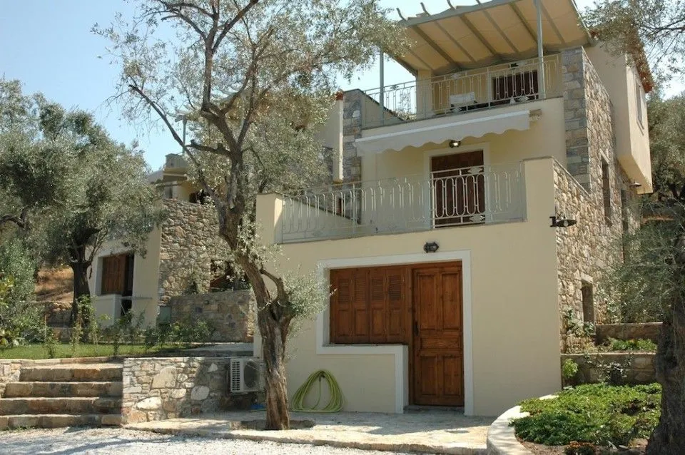 Efcharis &amp; Arion houses