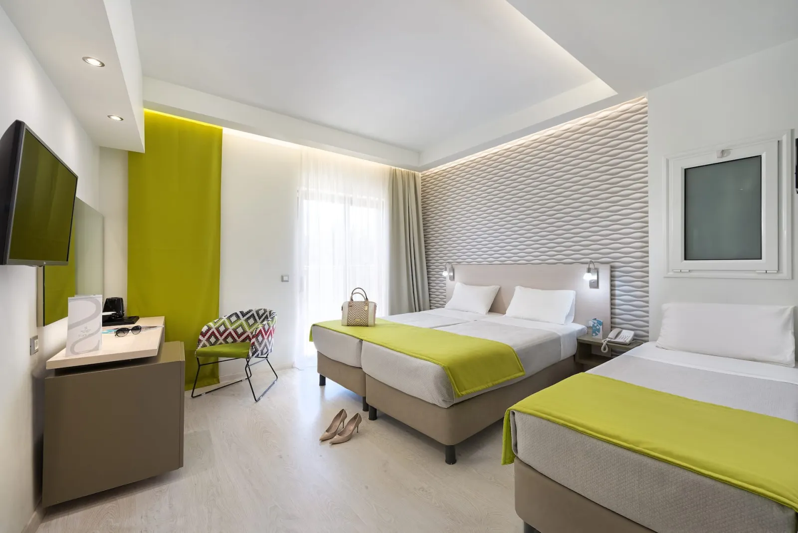 Triple Room