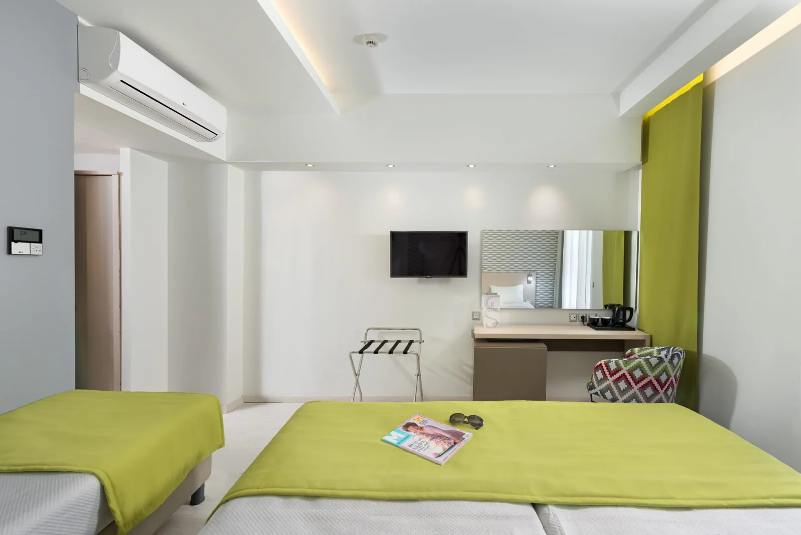 Triple Room