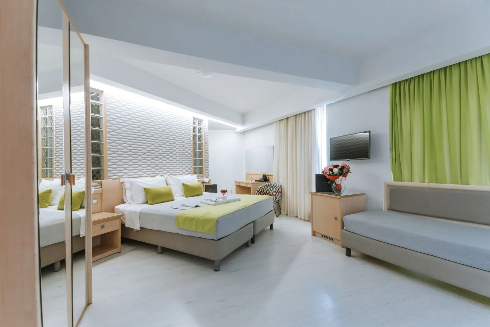 Junior Suite with Sea View