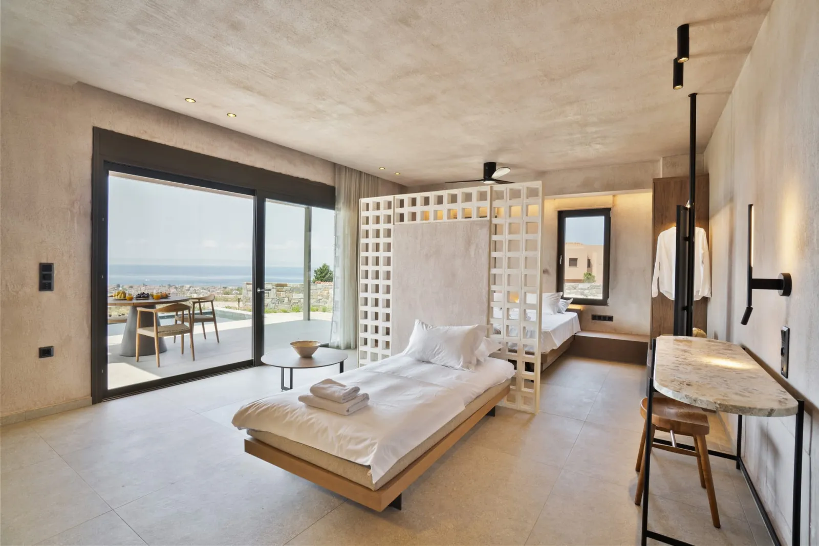 Supreme Villa 360° View with infinity pool