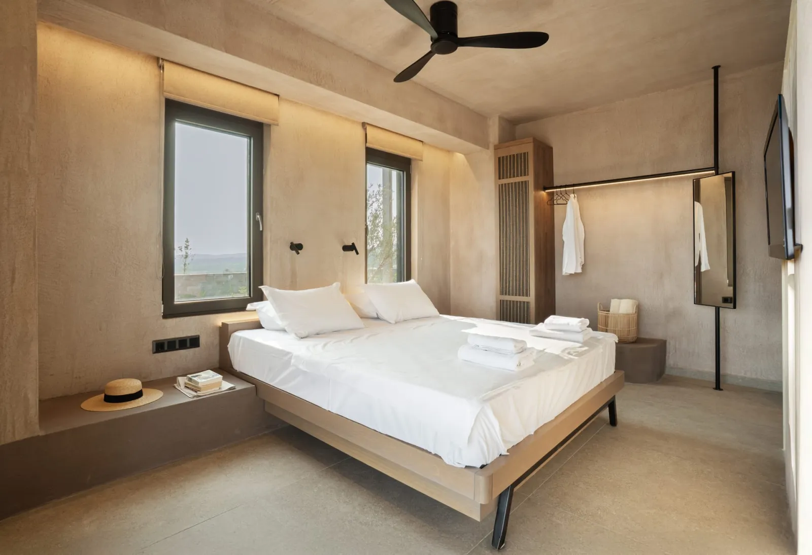 Luxurious Villa 360° View with infinity pool