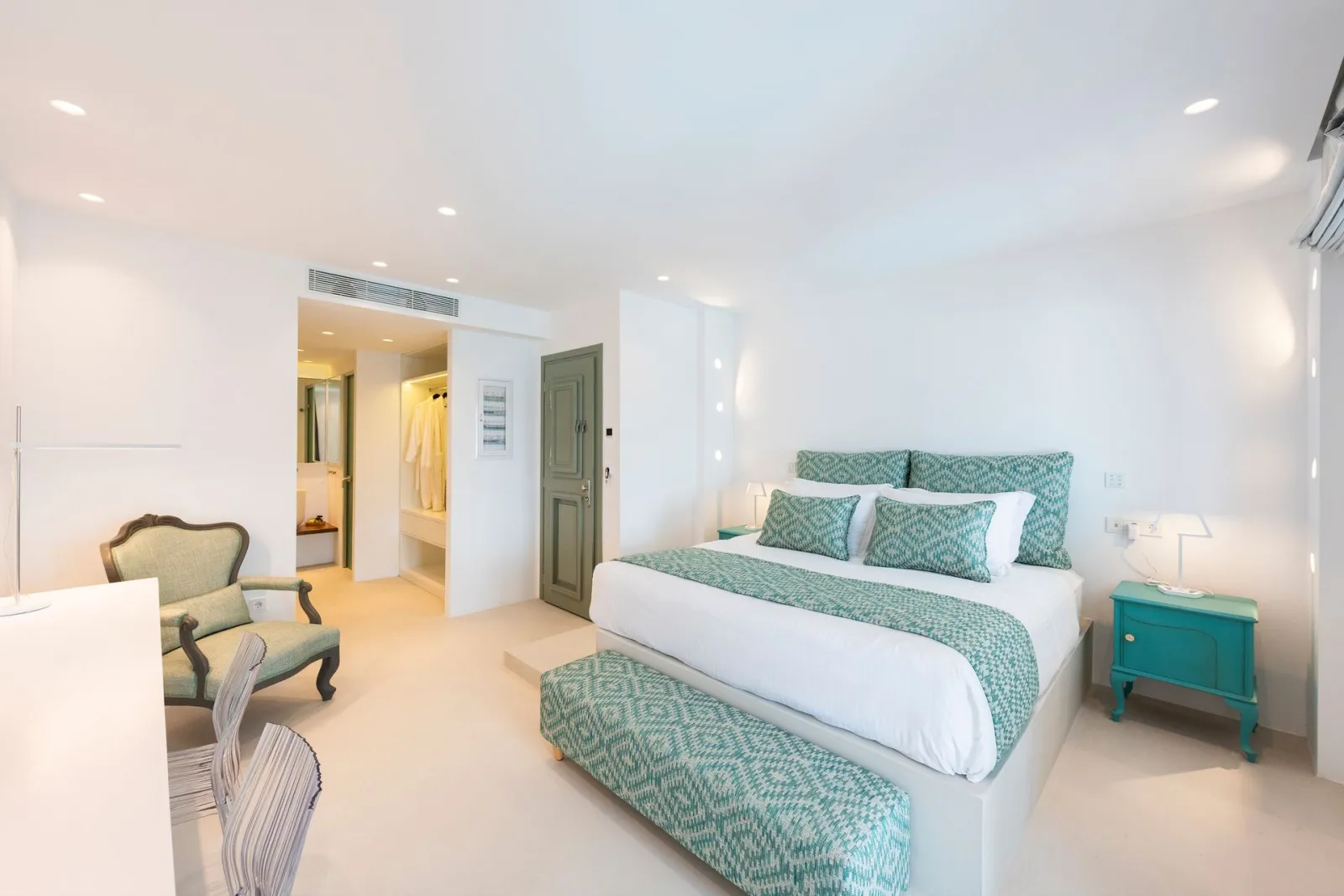Premium Sauna Suite with Sea view &amp; Hot tub