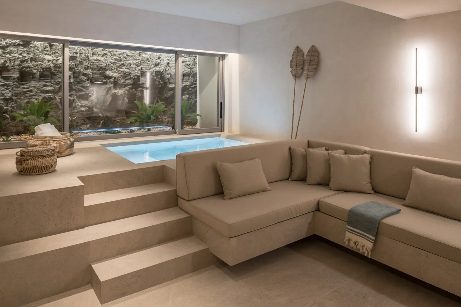 Presidential Suite with Plunge Pool &amp; Sea View