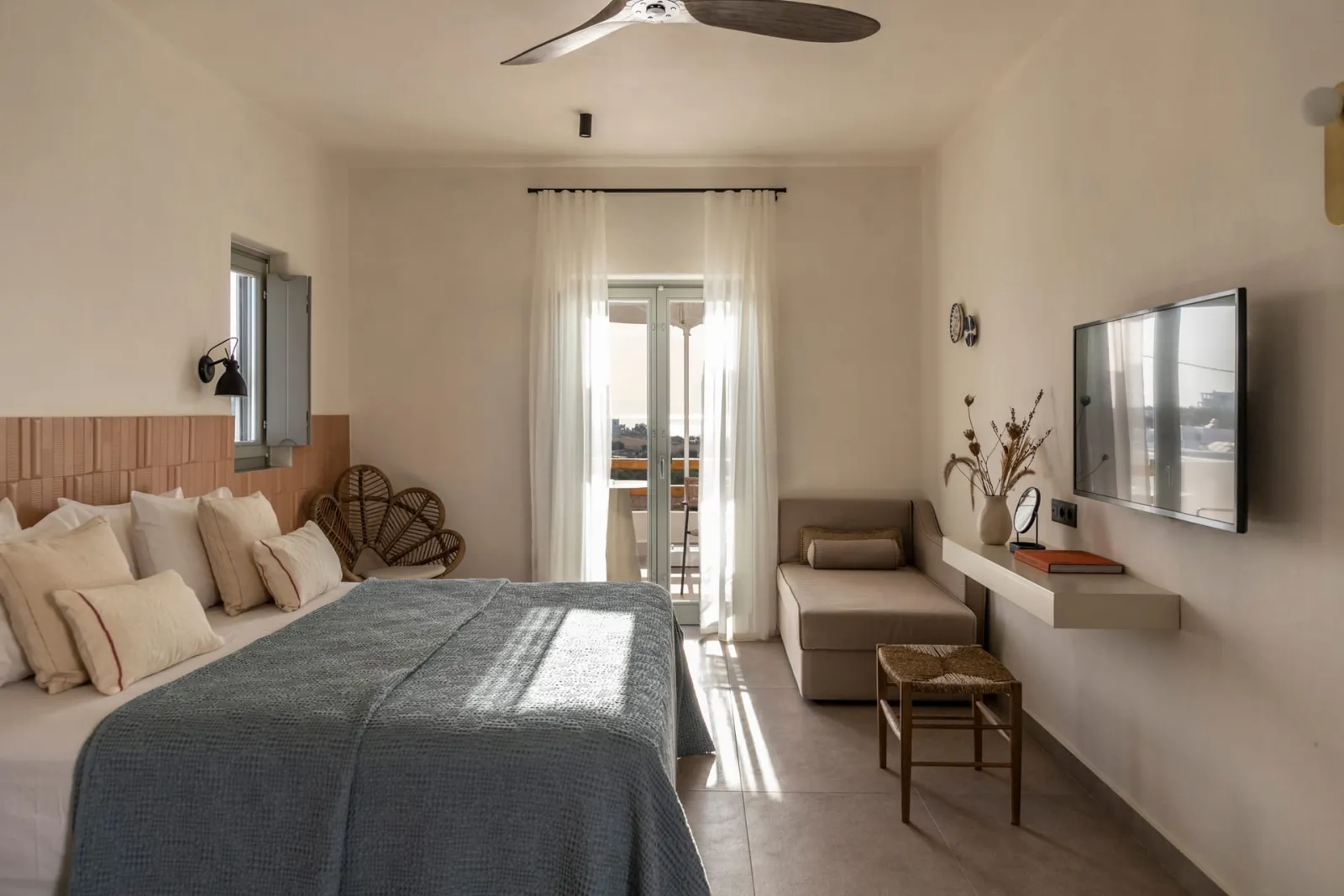 Junior Double with Large Terrace Sea View (ground floor)