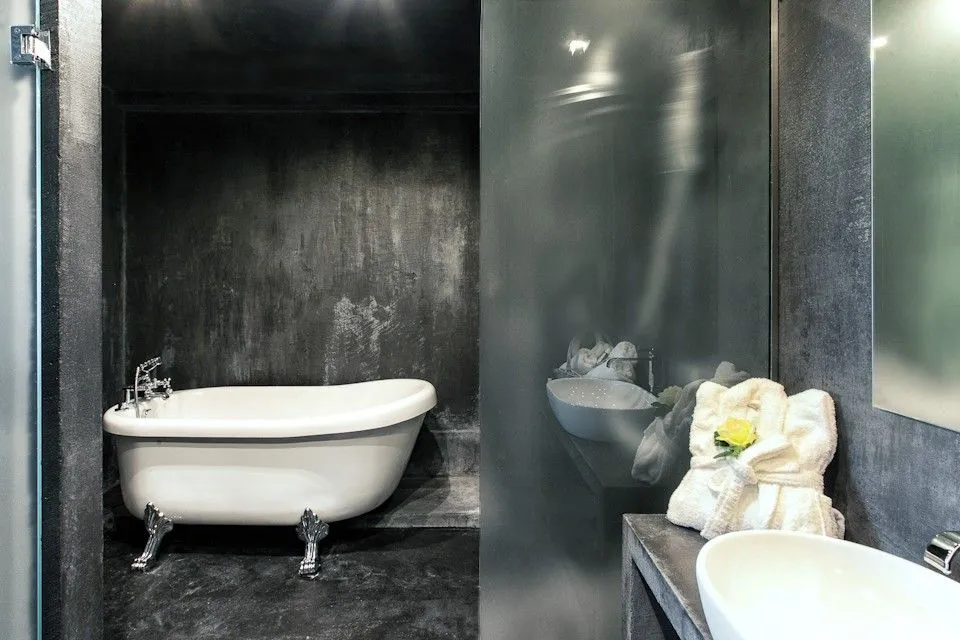 Emerald Suite 