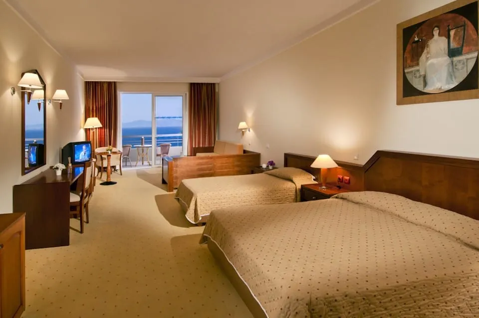 Kipriotis Panorama Hotel & Suites | Junior Suite Side Sea View