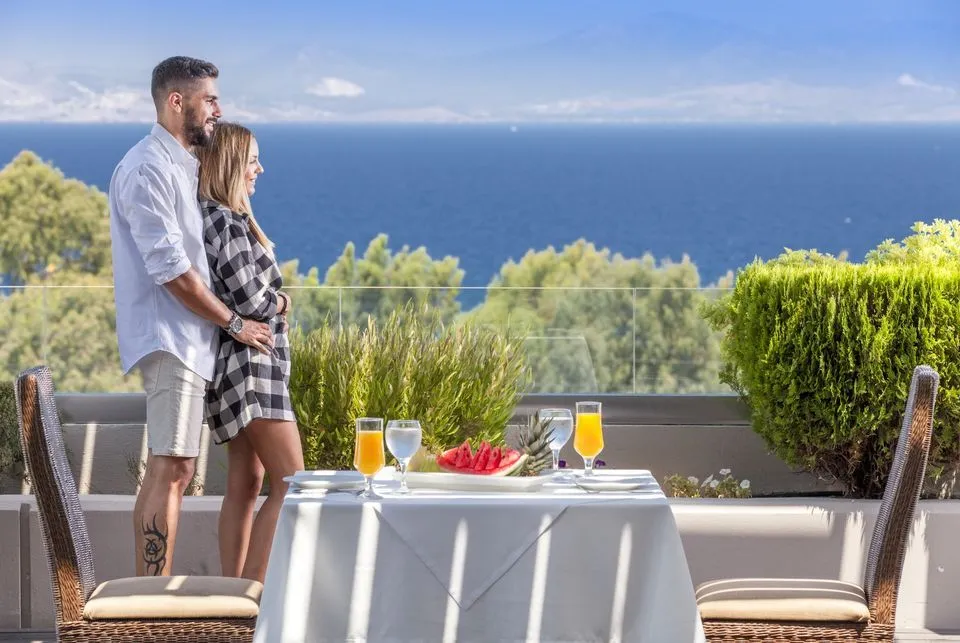 Kipriotis Panorama Hotel &amp; Suites | Junior Suite