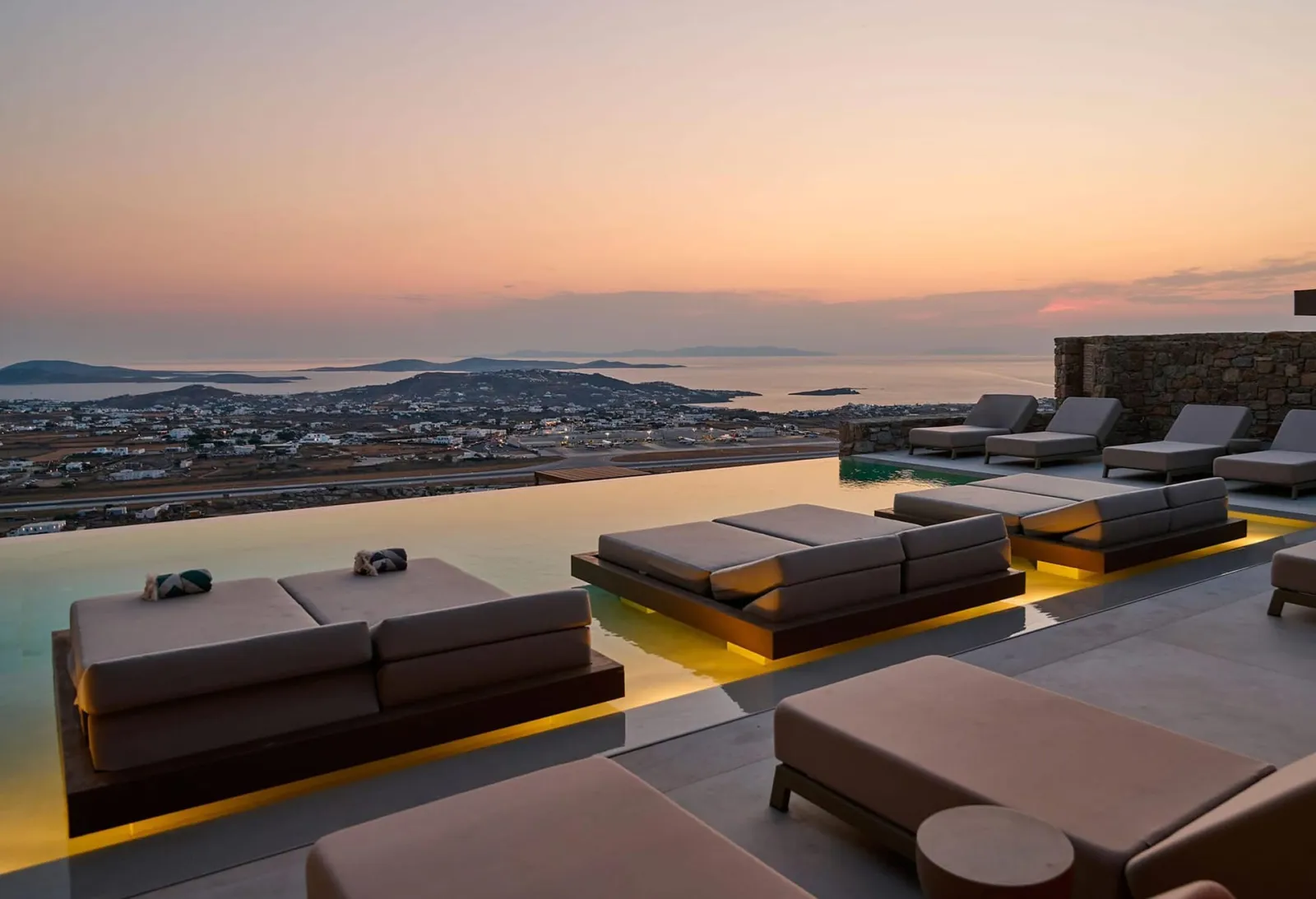 4 Bedroom | Villa Amethyst 7 | Kounoupas
