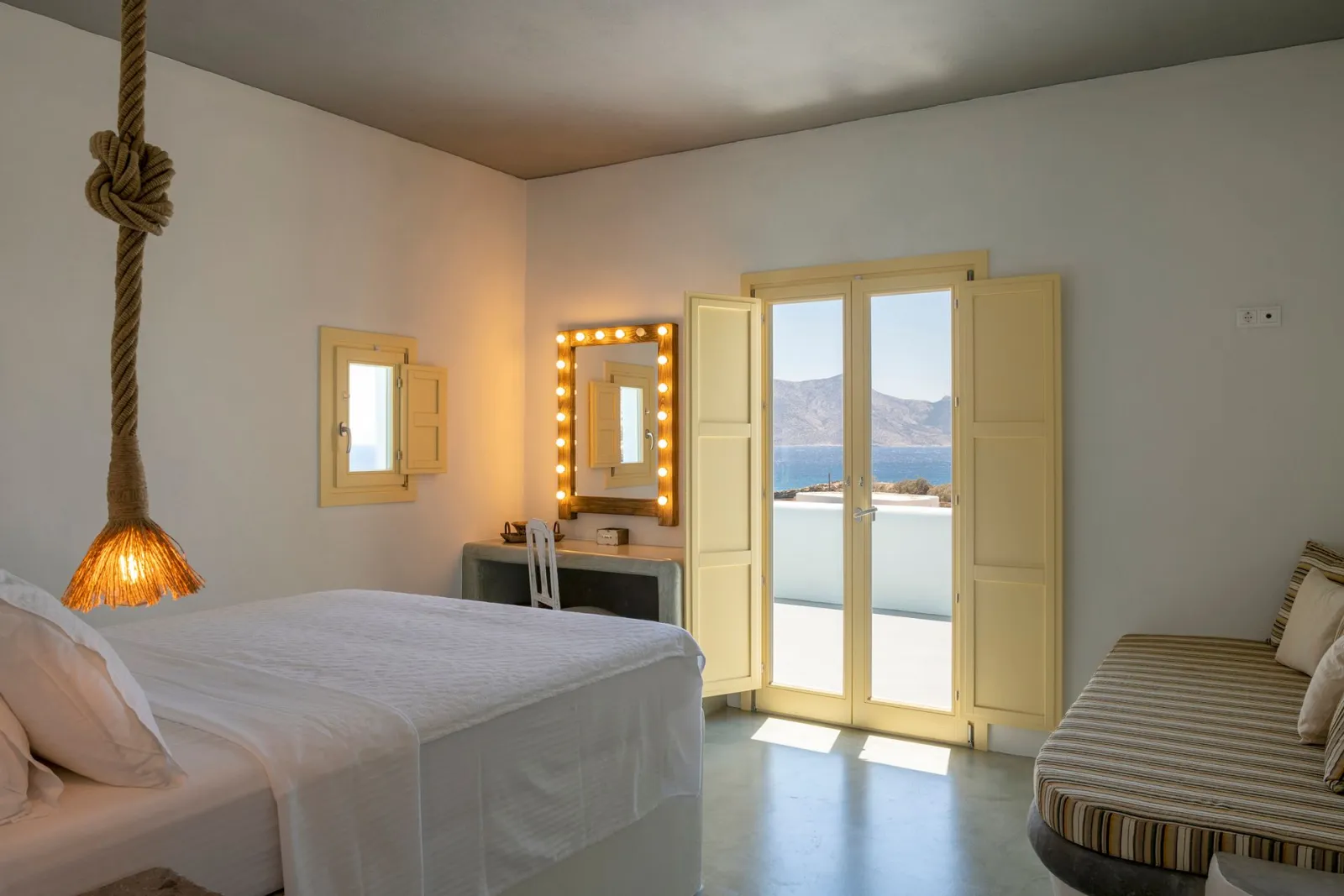 Elite Suite with Sea View & Hydromassage