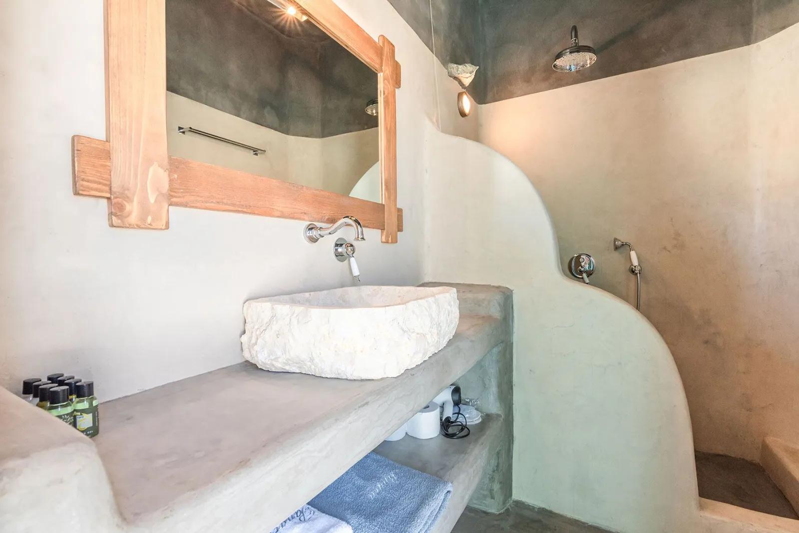 Elite Suite with Sea View & Hydromassage