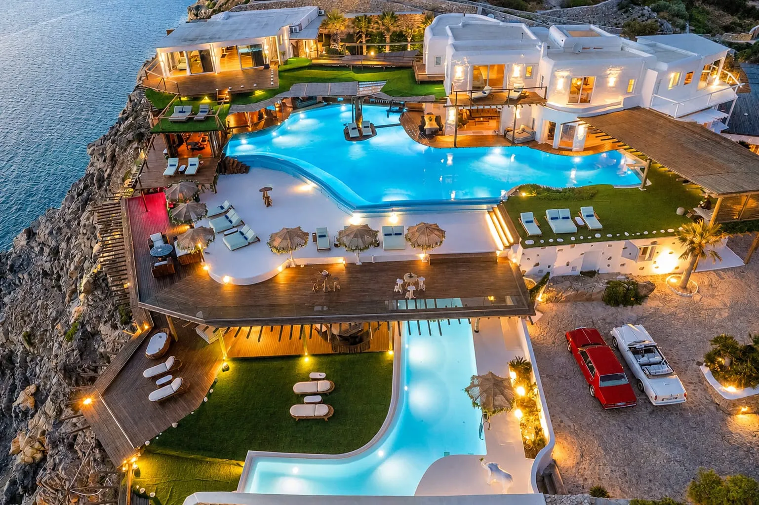 12 bedrooms | 2 pools - Best Mykonos Villa