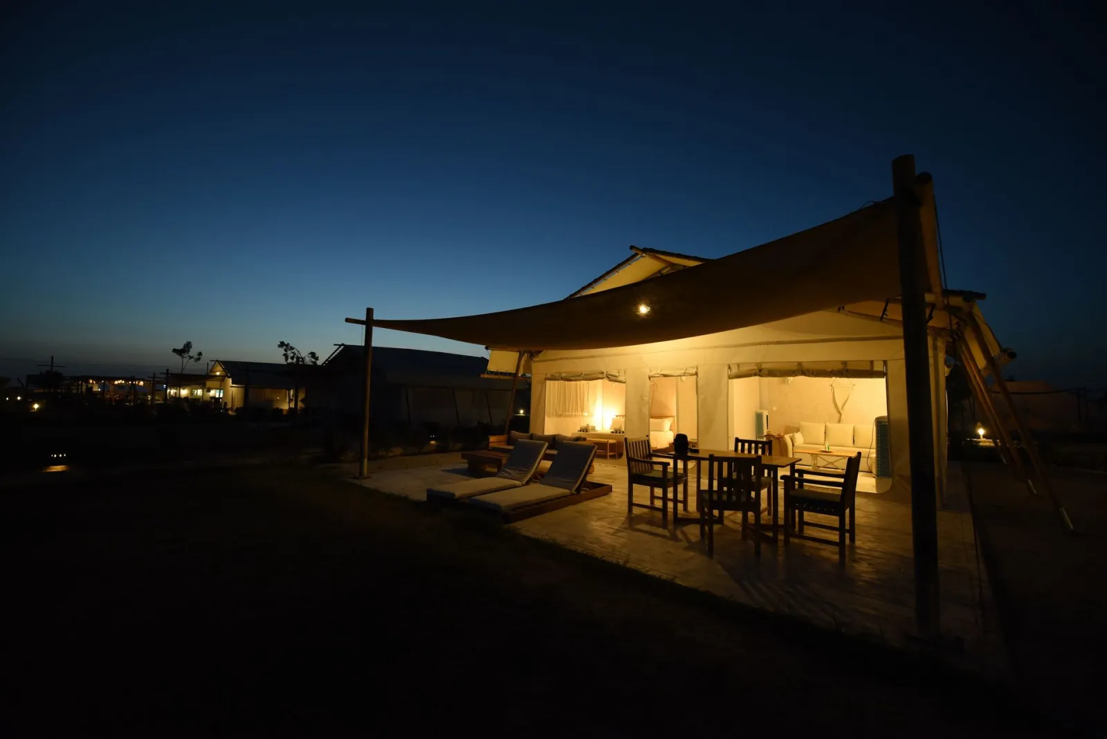 Villa Tent