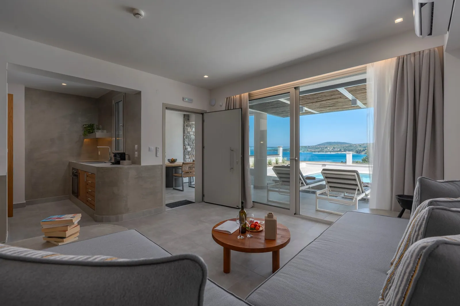 Signature Suite Sea View with Private Pool