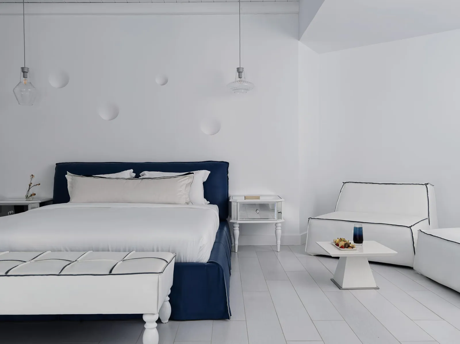 Delos Suite