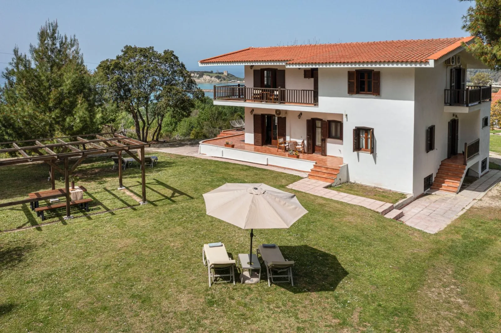 Sani Dream Villa