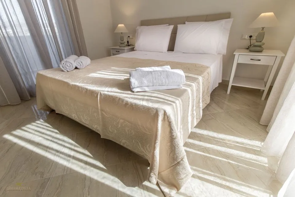 Deluxe Sea View Apartment