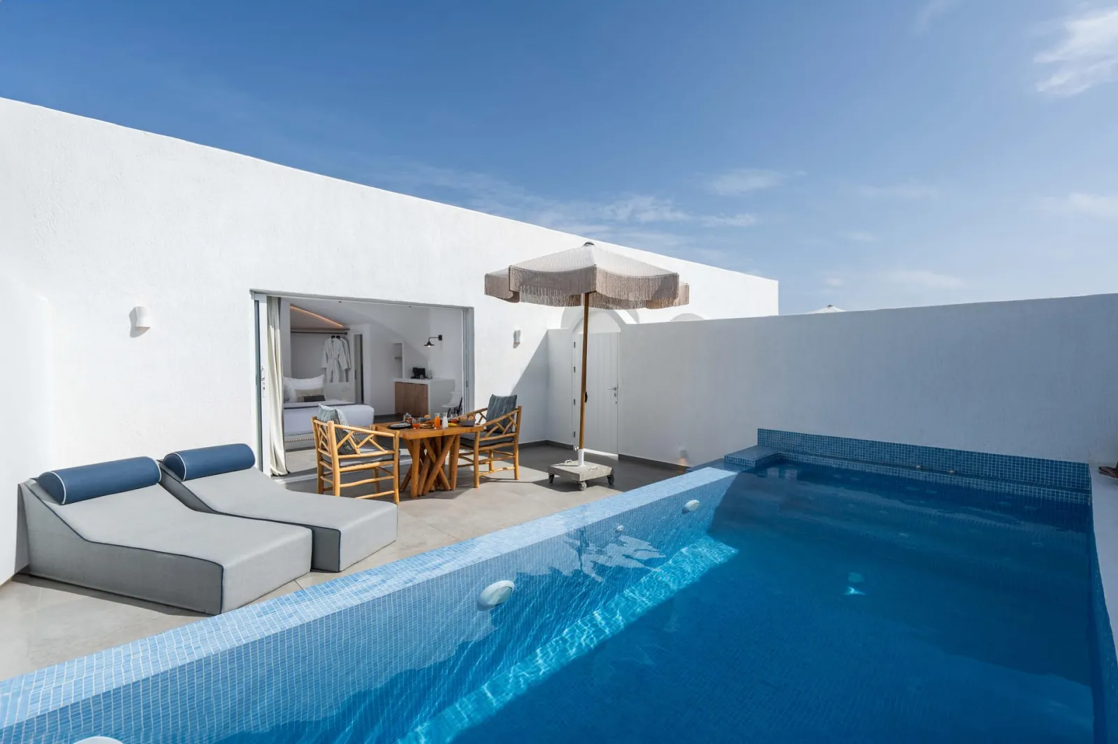 King suite with private jetted swimming pool