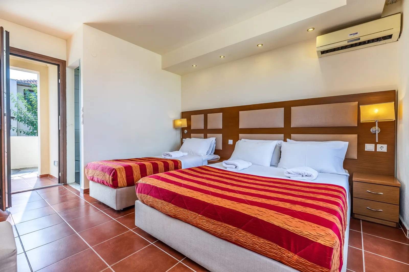 Superior Triple room