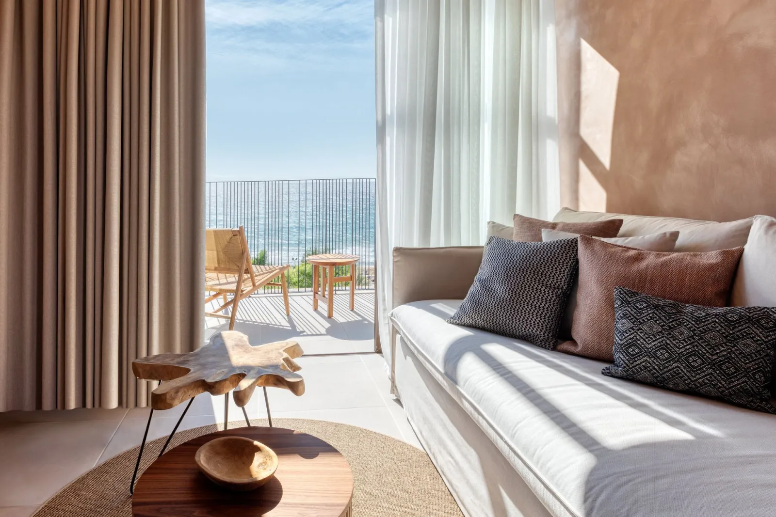 Sapphire Junior Suite
