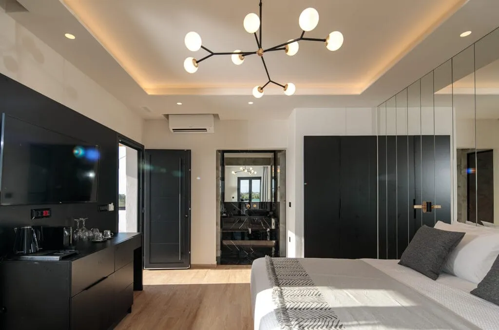 Luxury Suite with Seaview and Private Pool