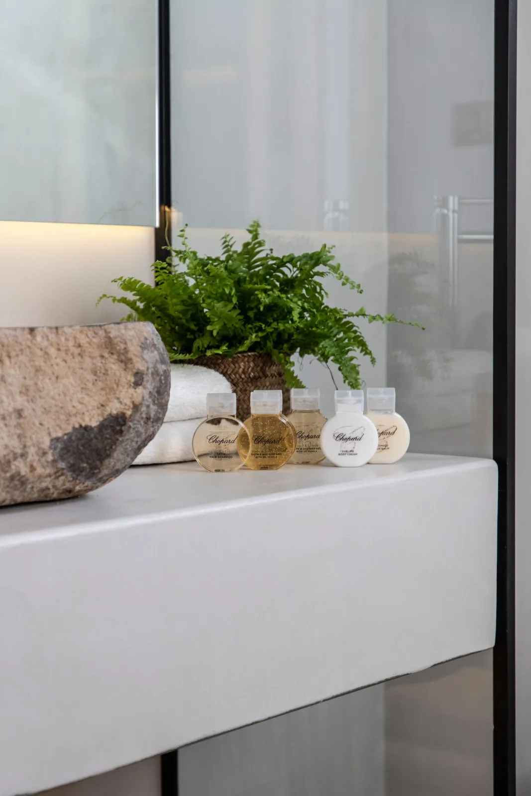 Breeze Suite Outdoor Plunge Pool Sea view