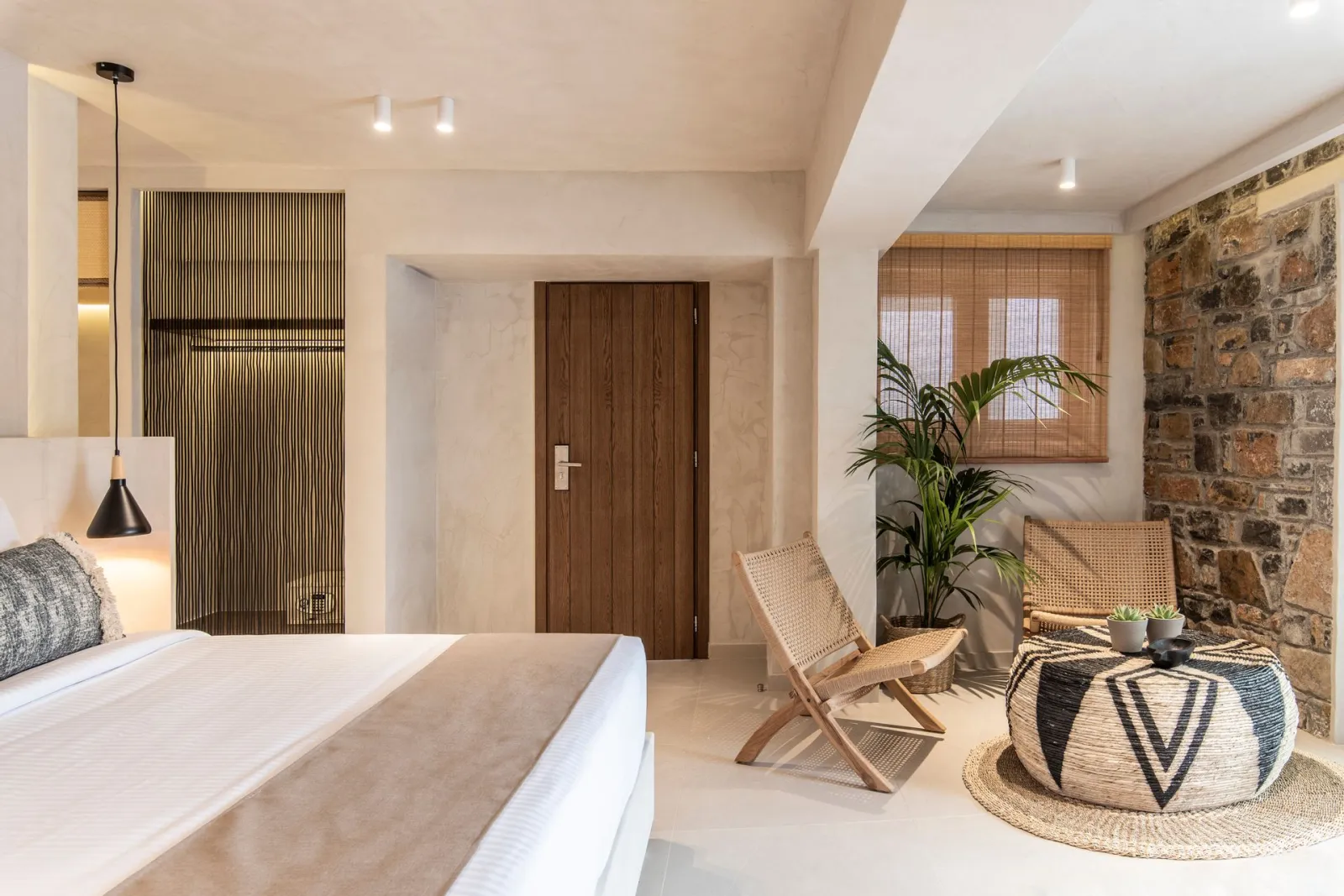 Privilege Suite Private Pool