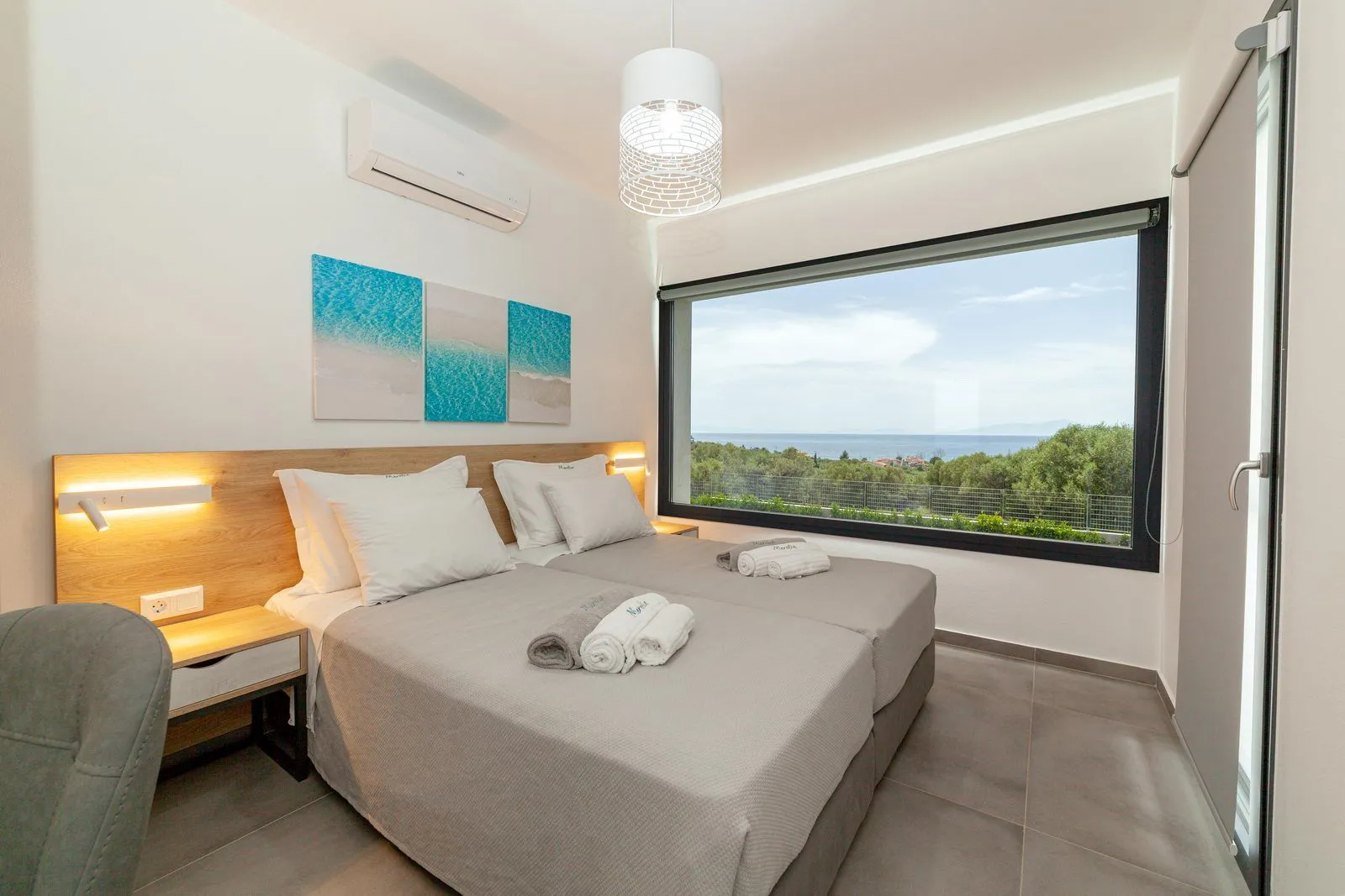 Villa Thalassa with Garden & Sea View