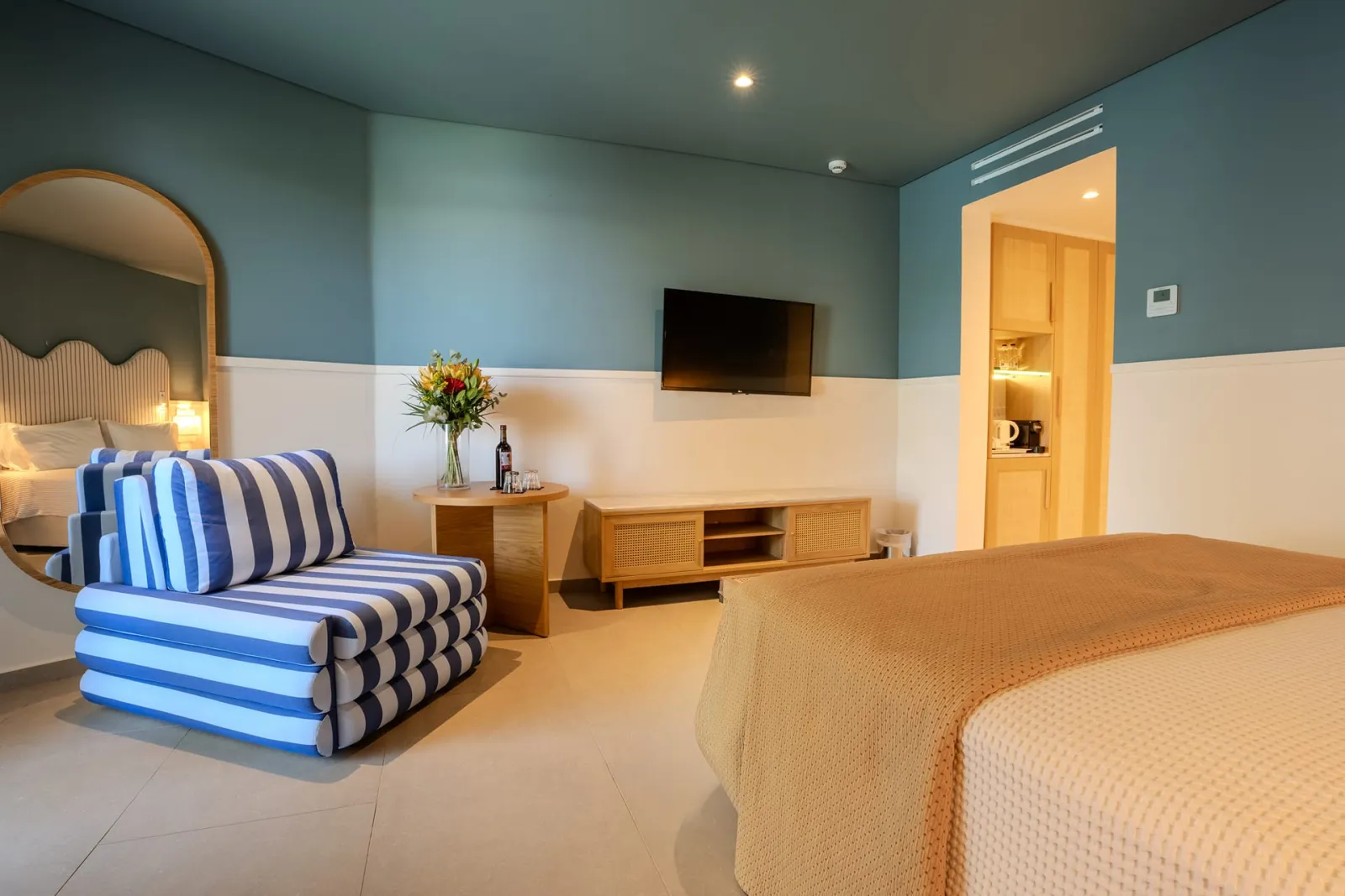 Deluxe Standard Room with Garden View