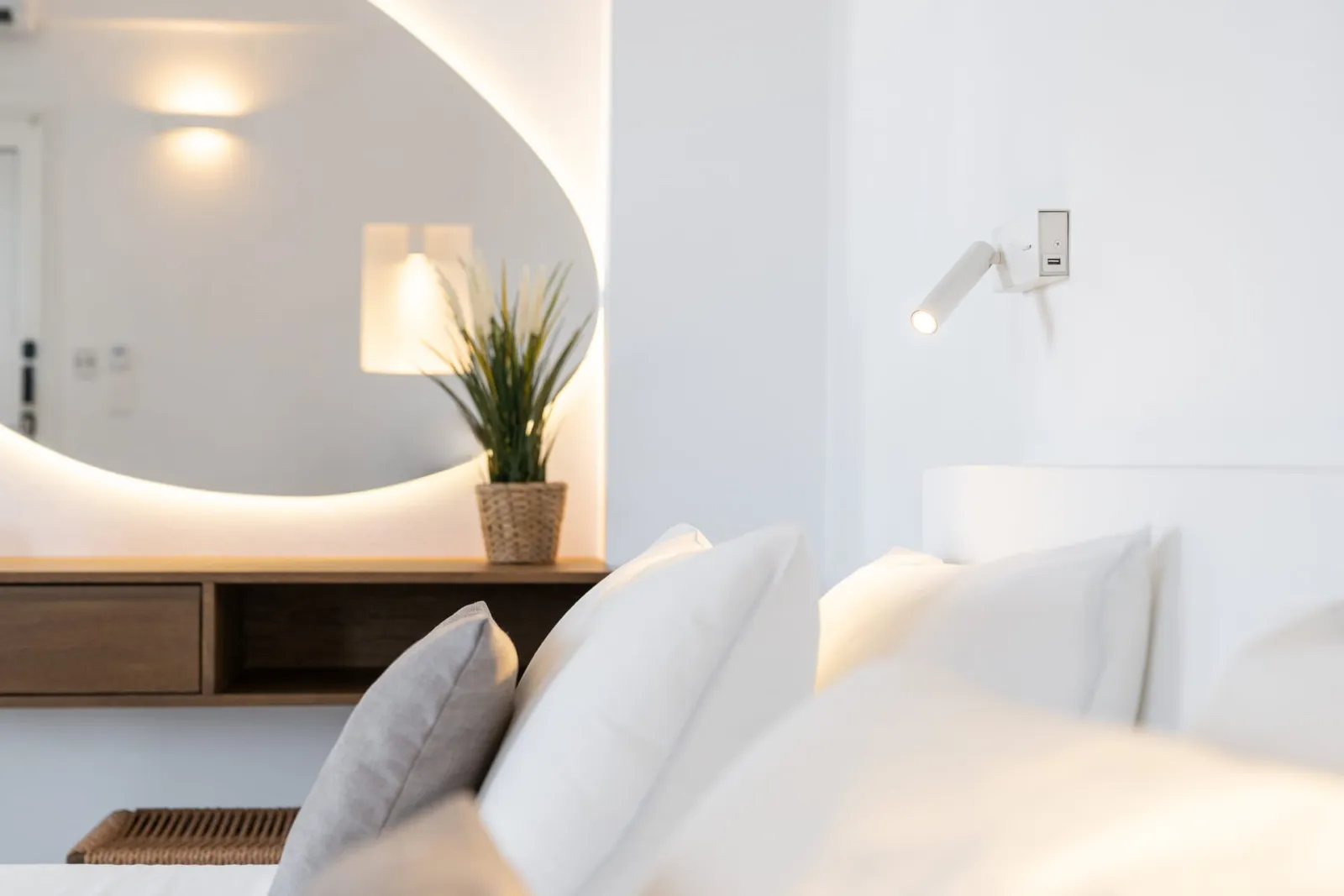 Economy Room