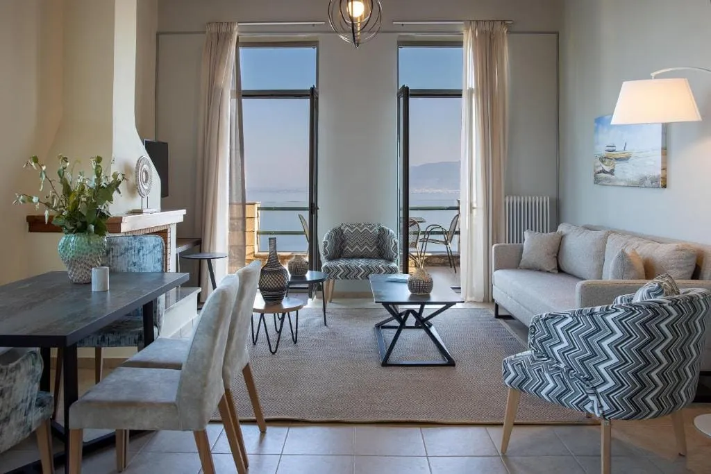 Platinum Villa with Guest Room and Private Pool