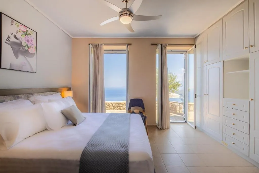 Platinum Villa with Guest Room and Private Pool