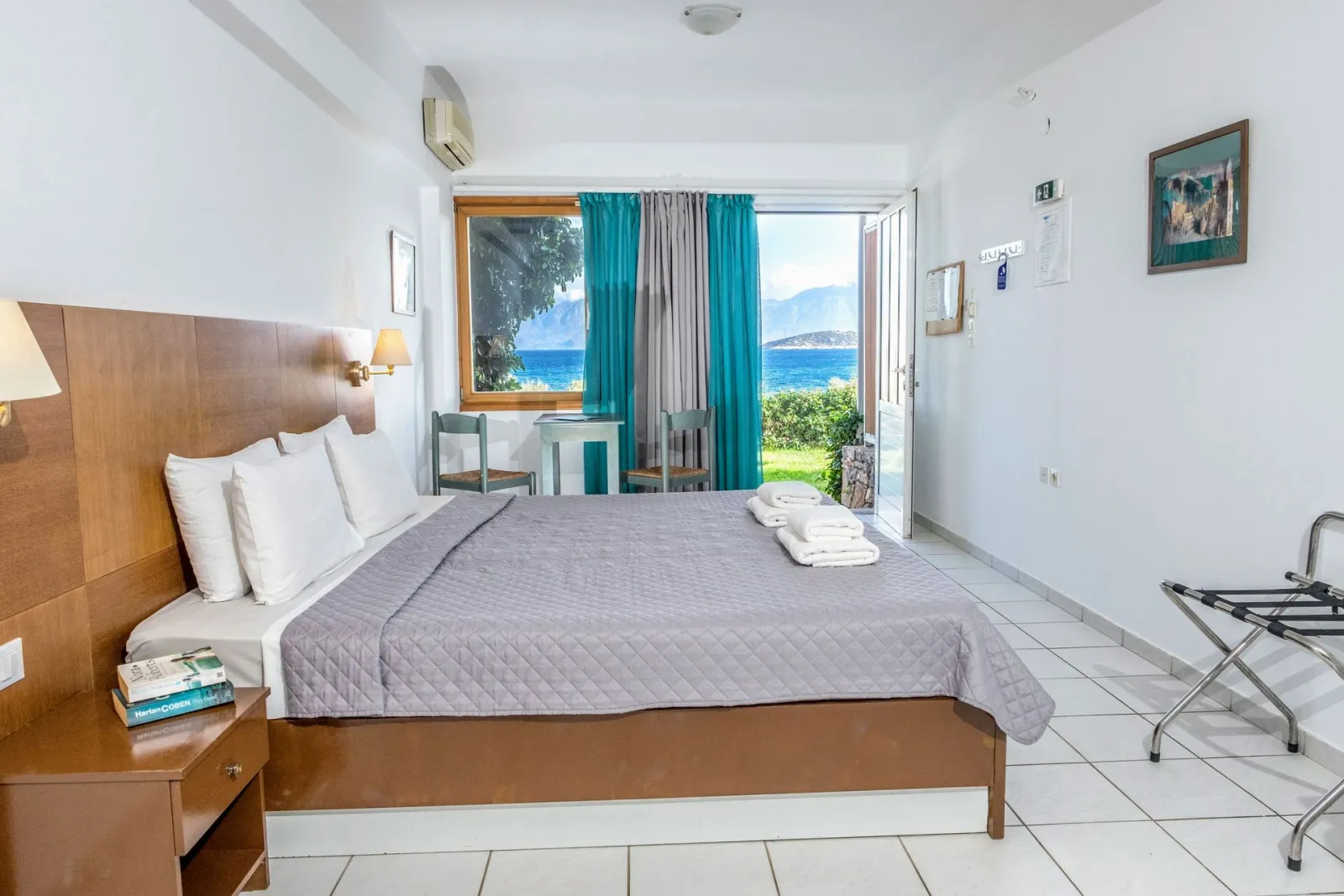 Studio with Sea View