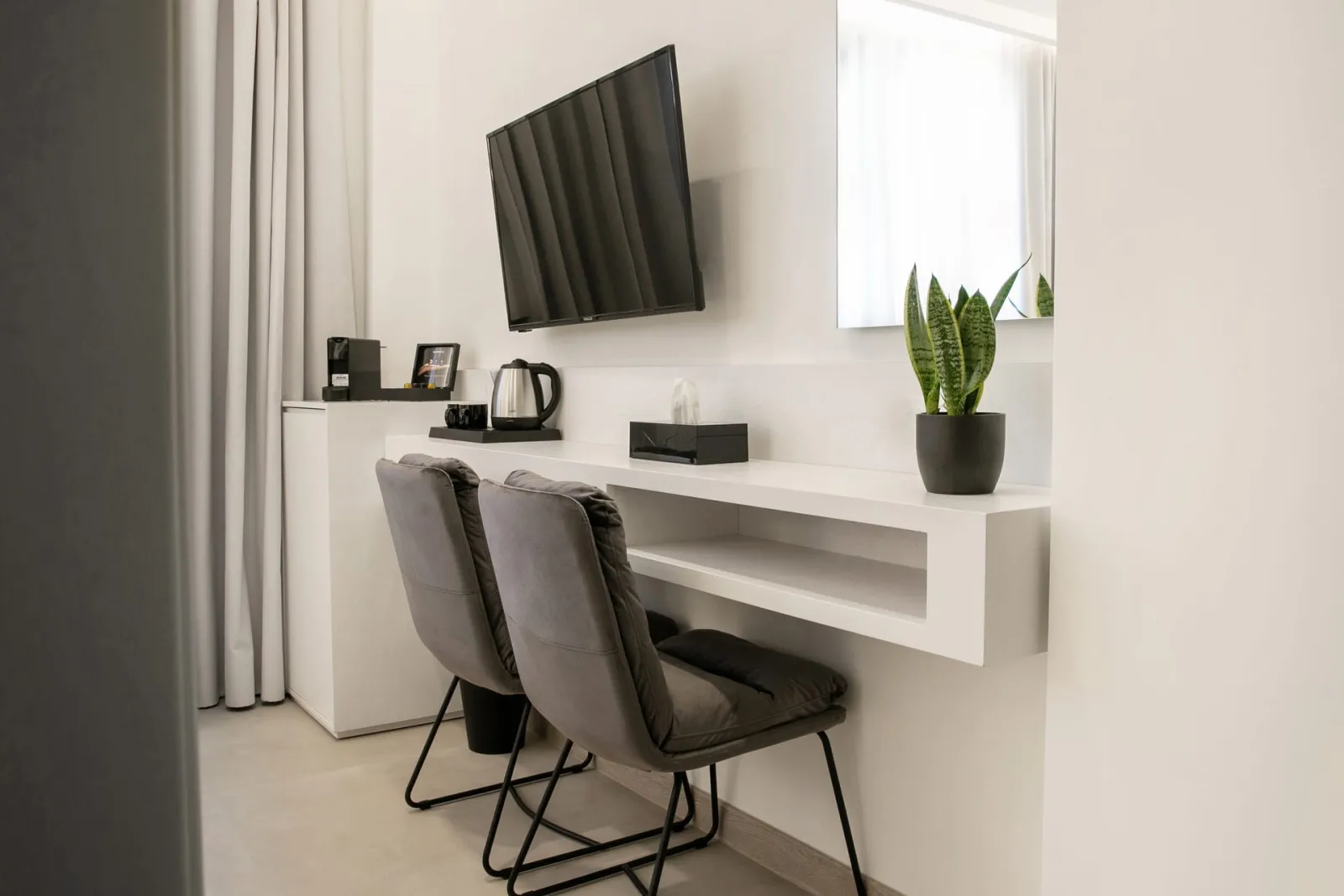 Corner Room
