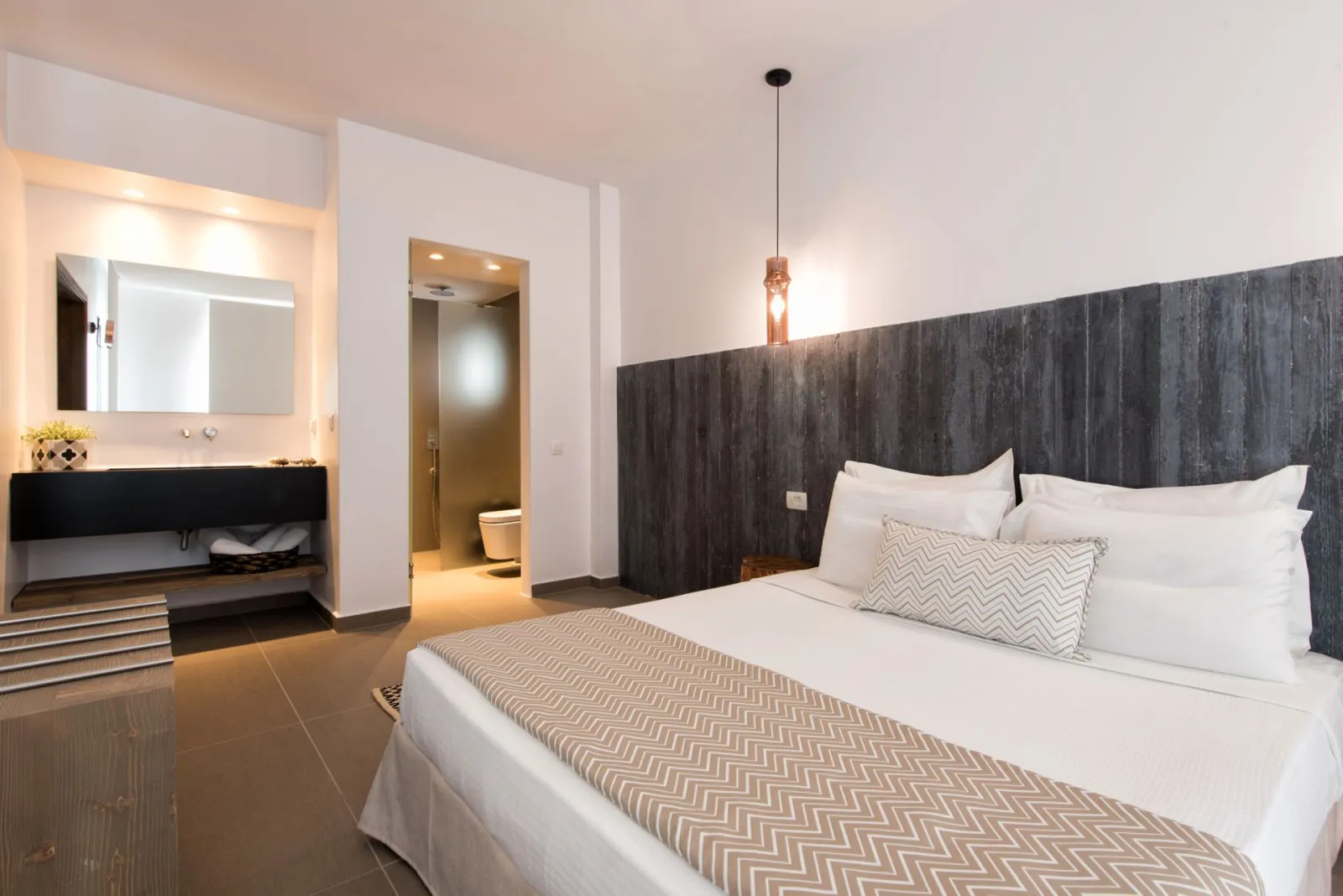 Premium Suite